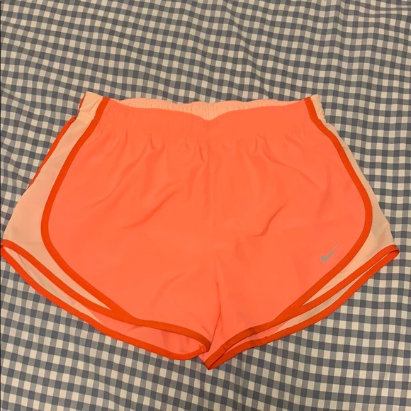 Nike Pants - Nike dry fit workout shorts